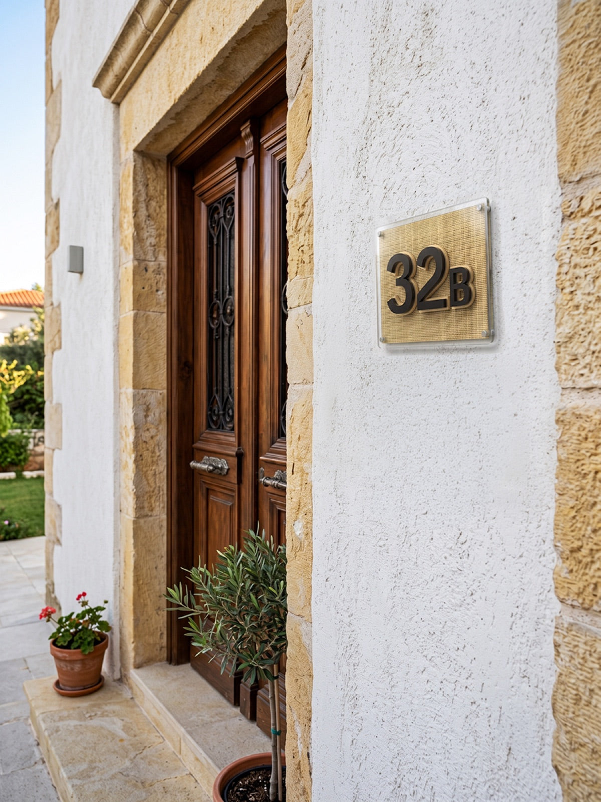 Mediterranean Crest Address Plaque in Black & Ivory